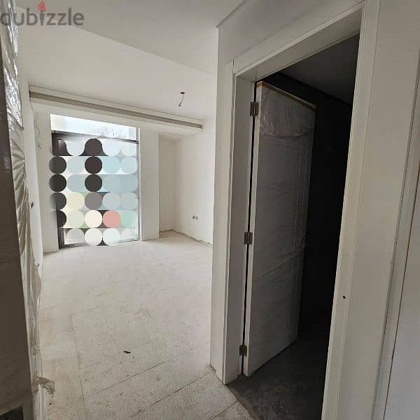 Outstanding Tower I 250 SQM apartment in Ramlet el Bayda . 3