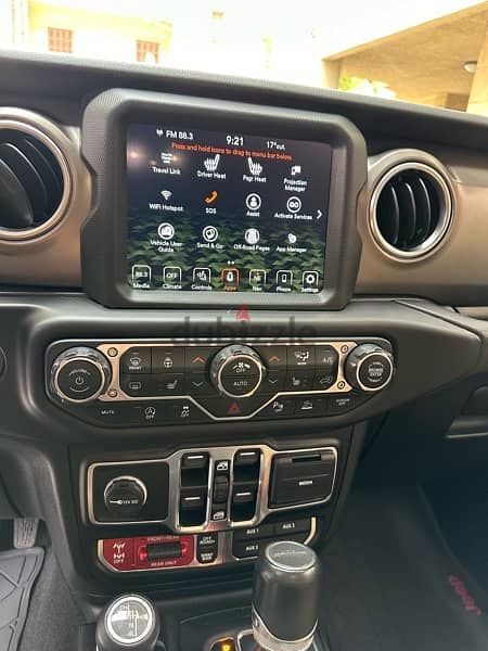 Jeep Gladiator Rubicon Trail Rated 2020 white on brown (15000 km) 13
