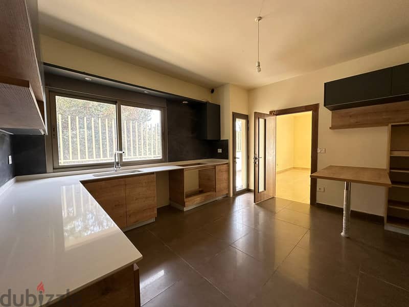 220 m² +40 m² Terrace Apartment For Sale in Rabwe! 3