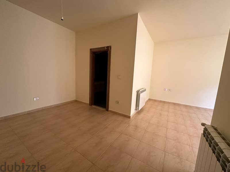 220 m² +40 m² Terrace Apartment For Sale in Rabwe! 4