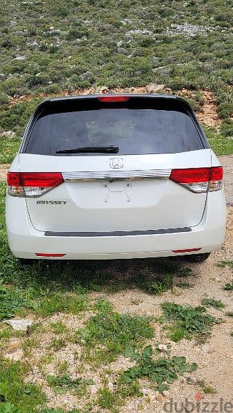 2016 Odyssey EX-L only 29k miles Factory Condition 8