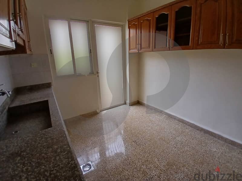 semi renovated apartment in Dekweneh/دكوانة REF#RN200010 2