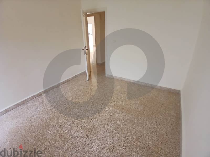 semi renovated apartment in Dekweneh/دكوانة REF#RN200010 4