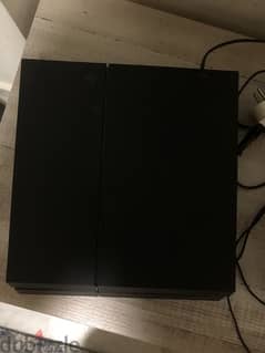 ps4 fat with 1 orignal controller and 10games