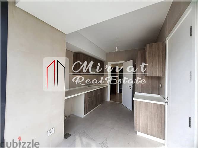 Electricity 24/7|3 Master Bedrooms Apartment For Rent Achrafieh 5