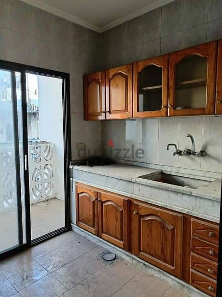 Elegant I 2-Bedroom apartment in Zoukak al Blat 4