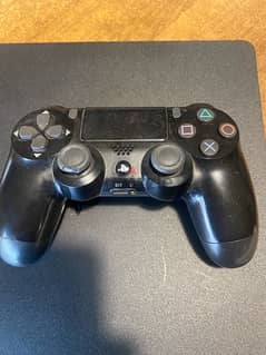 ps4 slim 500gb 2 controllers very good condition