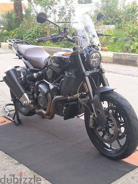 Indian Ftr 1200cc like new 4850miles company source cruise control 15