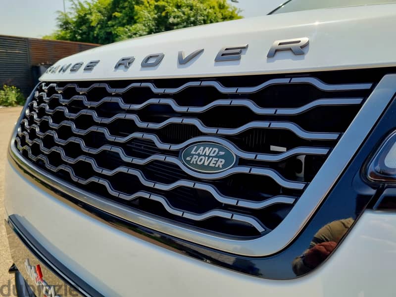 2018 Land Rover Velar P250 R Dynamic 11