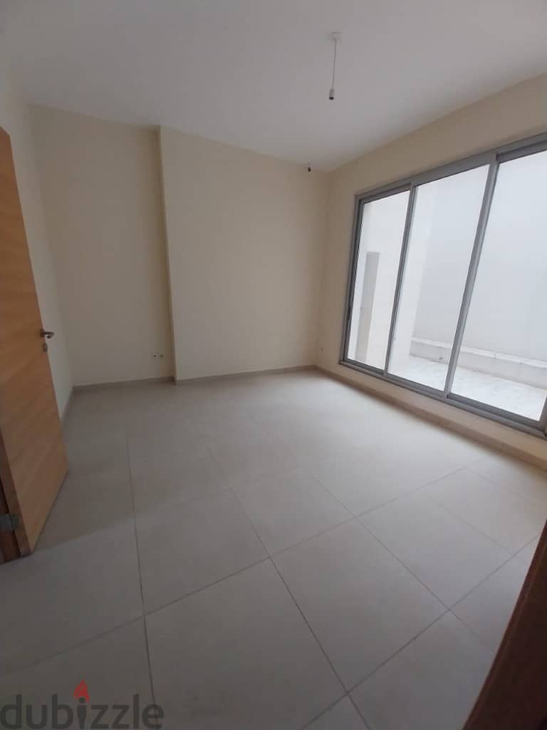 263 Sqm + 179 Sqm | Apartment For Sale in Louaizeh 4