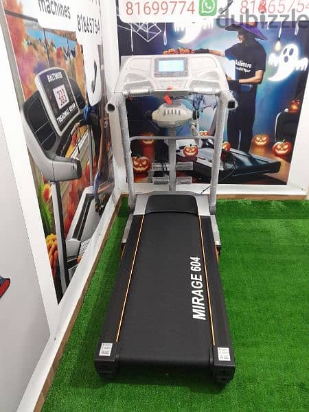 Full options treadmill 2.75hp ,automatic incline, vibration massage 1