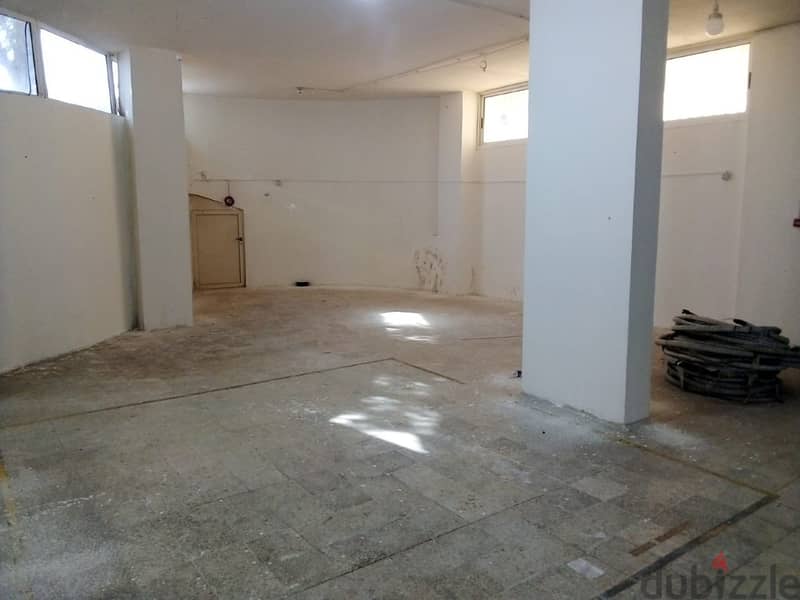 800 Sqm | Renovated Depot for Rent and Sale in Jnah 4