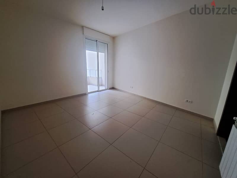 240m² Apartment with Mountain View for Sale in Hazmieh 2