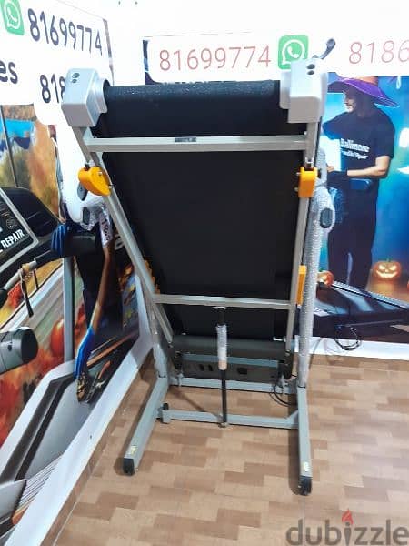 Wolf Treadmill 3HP Motor with Vibration and App's Holder 4