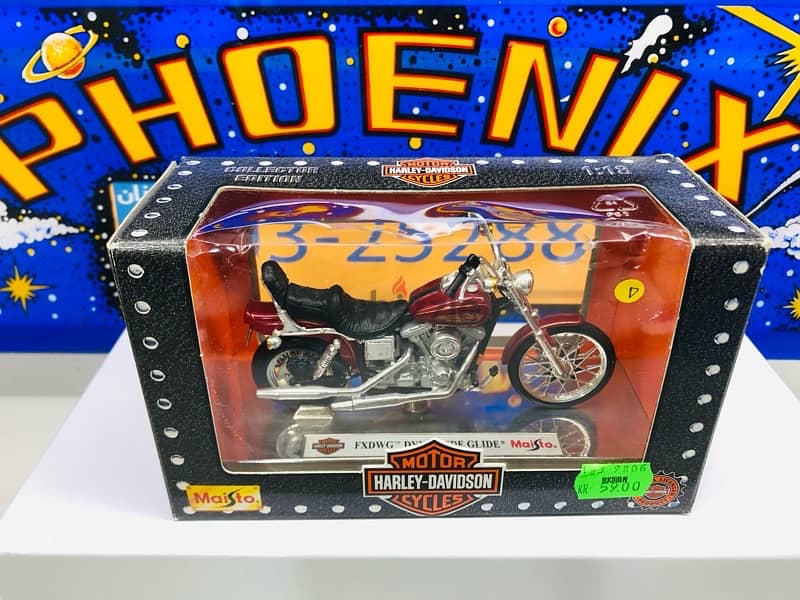 1/18 diecast Harley Davidson FXDWG Dyna Wide Glide (Series #2) 3