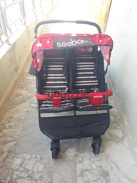 twin stroller in excellent condition 7