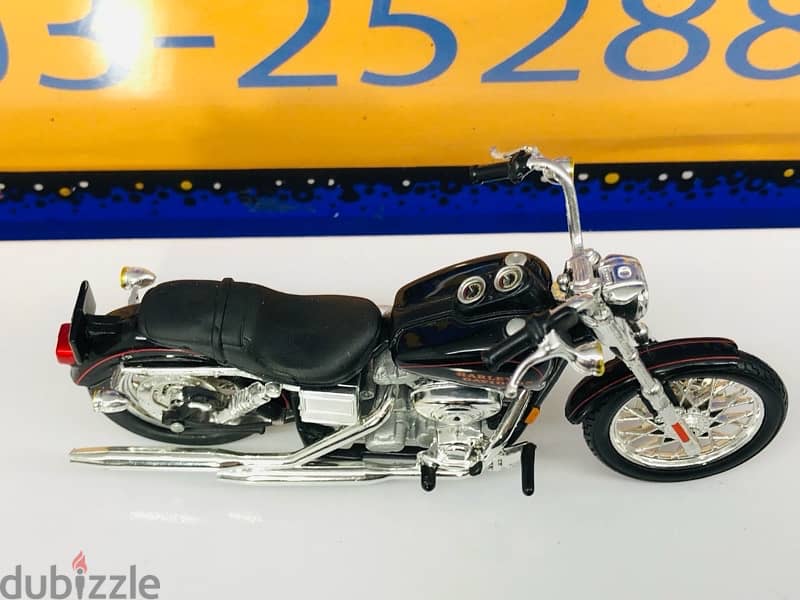 1/18 diecast box Harley Davidson FXDL Dyna Low Rider 2000 (Series #8) 5