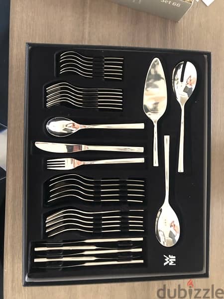 2 sets of cutlery 2
