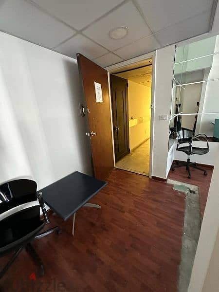 furnished office for rent مكتب مفروش/او بدون، للايجار 15