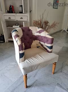 Vintage Arm Chair 0