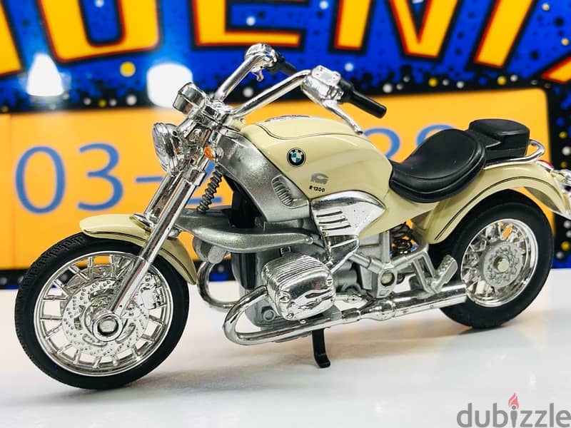 1/18 Scale diecast BMW motorcycle R-1200C (Boxed & unboxed) 7