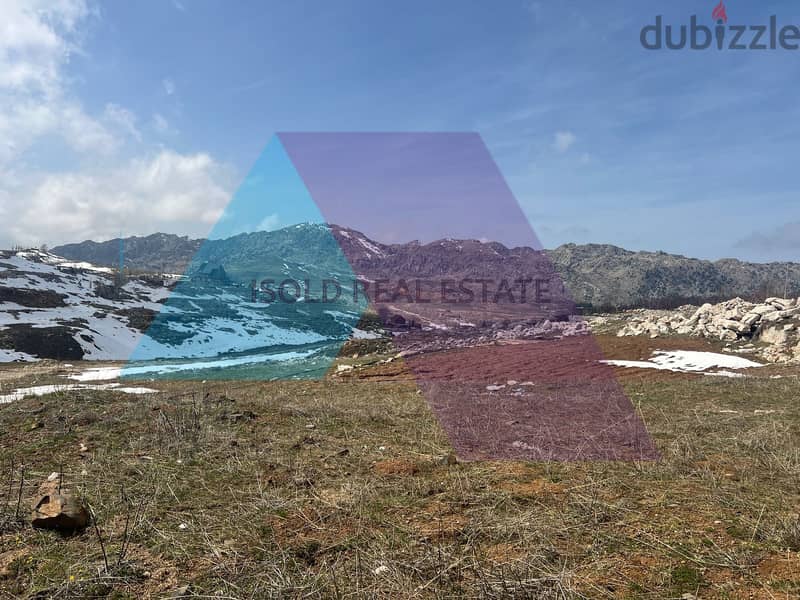 A 875 m2 land having an open mountain view for sale in Laklouk 4