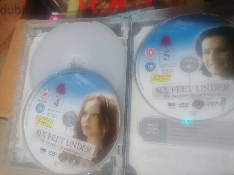 Six feet Under The complete Second series 5 disc Dvd 2