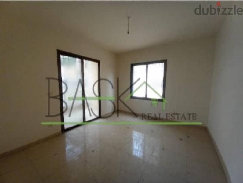 Apartment For Sale in Bshamoun - شقة للبيع في بشامون 3