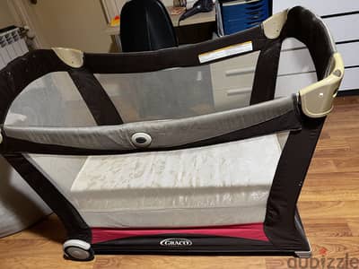 Graco Pack 'n Play Playard + extra mattress