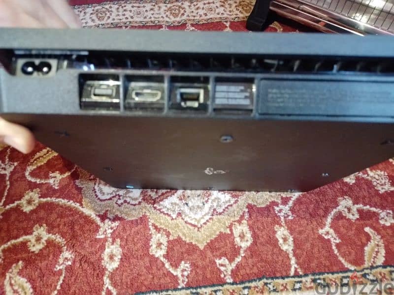 PS4 Slim Used Console 1