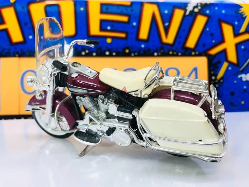 1/18 diecast Harley Davidson Boxed FLH Electra Glide 1968 (Series #18) 2