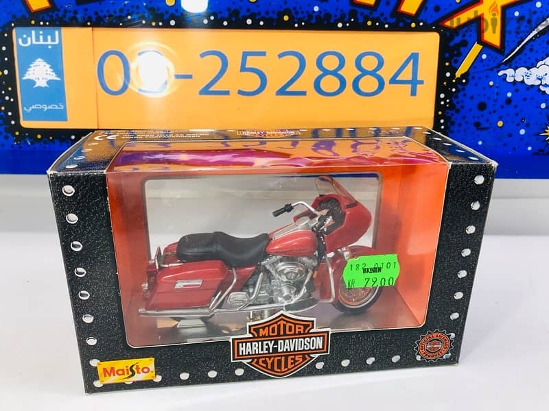 1/18 diecast motorcycle Harley Davidson FLTR Road Glide 2000 Series 9) 4
