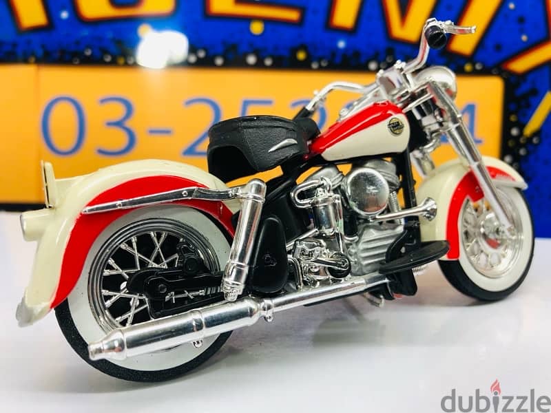1/18 diecast motorcycle Harley Davidson FLH Duo Glide 1958 (Series 21) 2