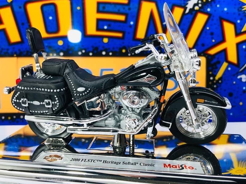 1/18 diecast motorcycle Harley Davidson FLSTC Heritage Softail 1