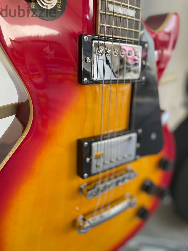 Electric Guitar (Saiger LP Burst) - Perfect for Les Paul Fans! 2