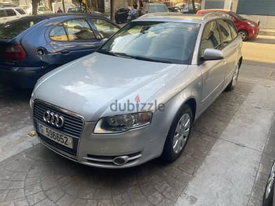 Audi A4 - Avant - kettaneh  88,500km only (very good condition)