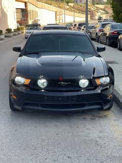 Ford mustang low mileage clean tittle 0