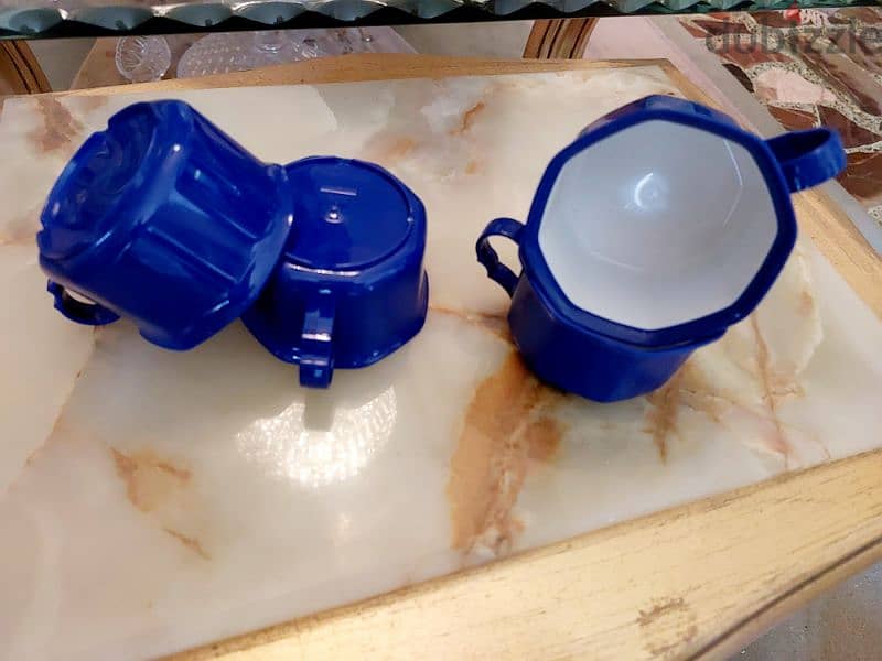 Hard Plastic Cups ( 14 pieces  ) اكواب بلاستيك صلب 5
