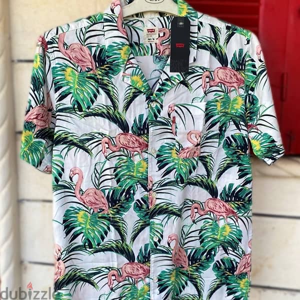 LEVI’s Hawaiian Shirt. 1