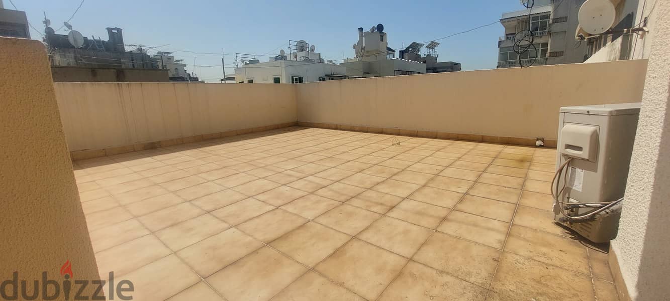 Apartment with Terrace for Rent in Badaro 4