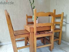 outdoor table and 4 chias طاولة و٤ كراسي