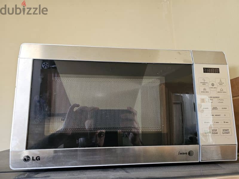 Refrigerator and Microwave LG for sale 2