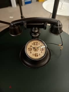 METAL TABLE TELEPHONE 0