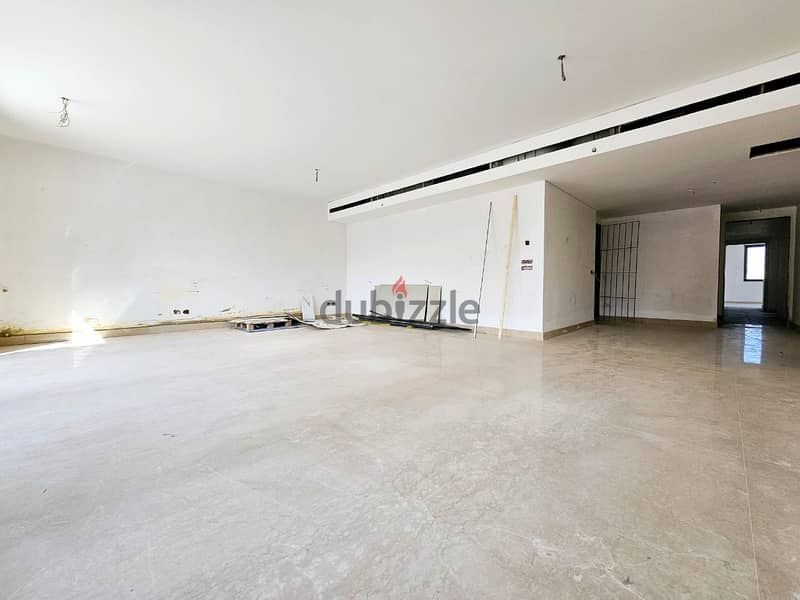 RA24-3227 Apartment for rent in Ain El Mreisseh, 300m, $ 2,916 cash 2