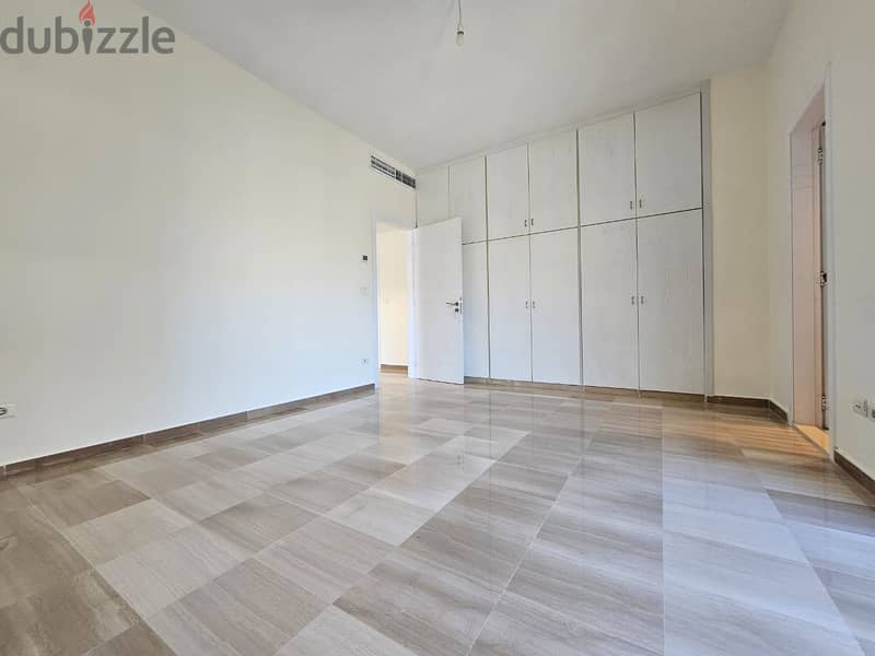 RA24-3349 Luxurious apartment for rent in Rawche, 270m2, $ 2,250 cash 5
