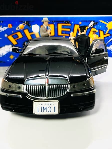 1/18 diecast Full opening BOXED 2000 Lincoln Limousine 7