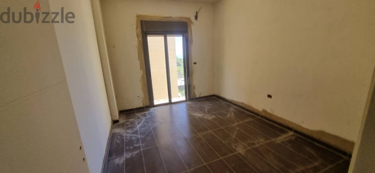 Apartment for sale in Chaaya  شقة للبيع في مار شعيا 4