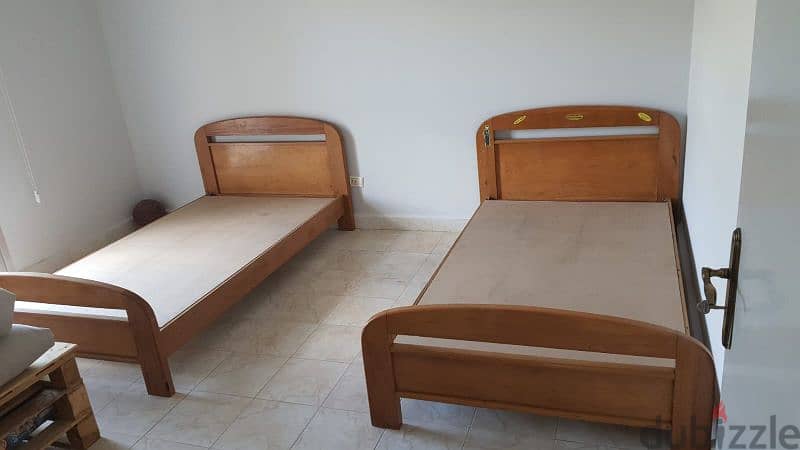 Home furniture like new ( عفش بيت صيفي جديد ) 6