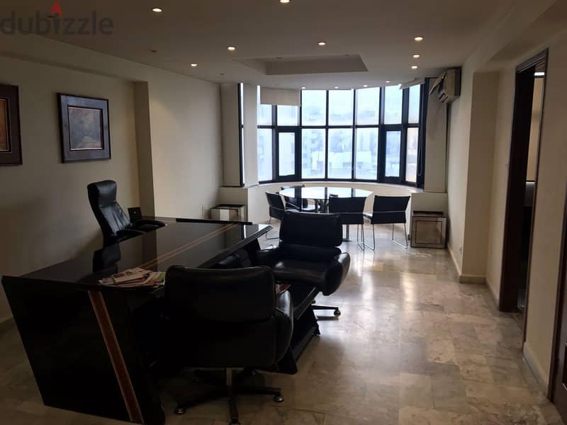Office for sale in jdaide prime location 1