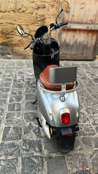 electric scooter 6